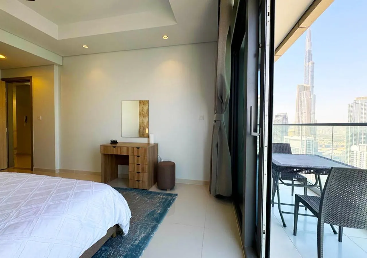 Spectacular Views On High Floor With Infinity Pool Apartment Dubai